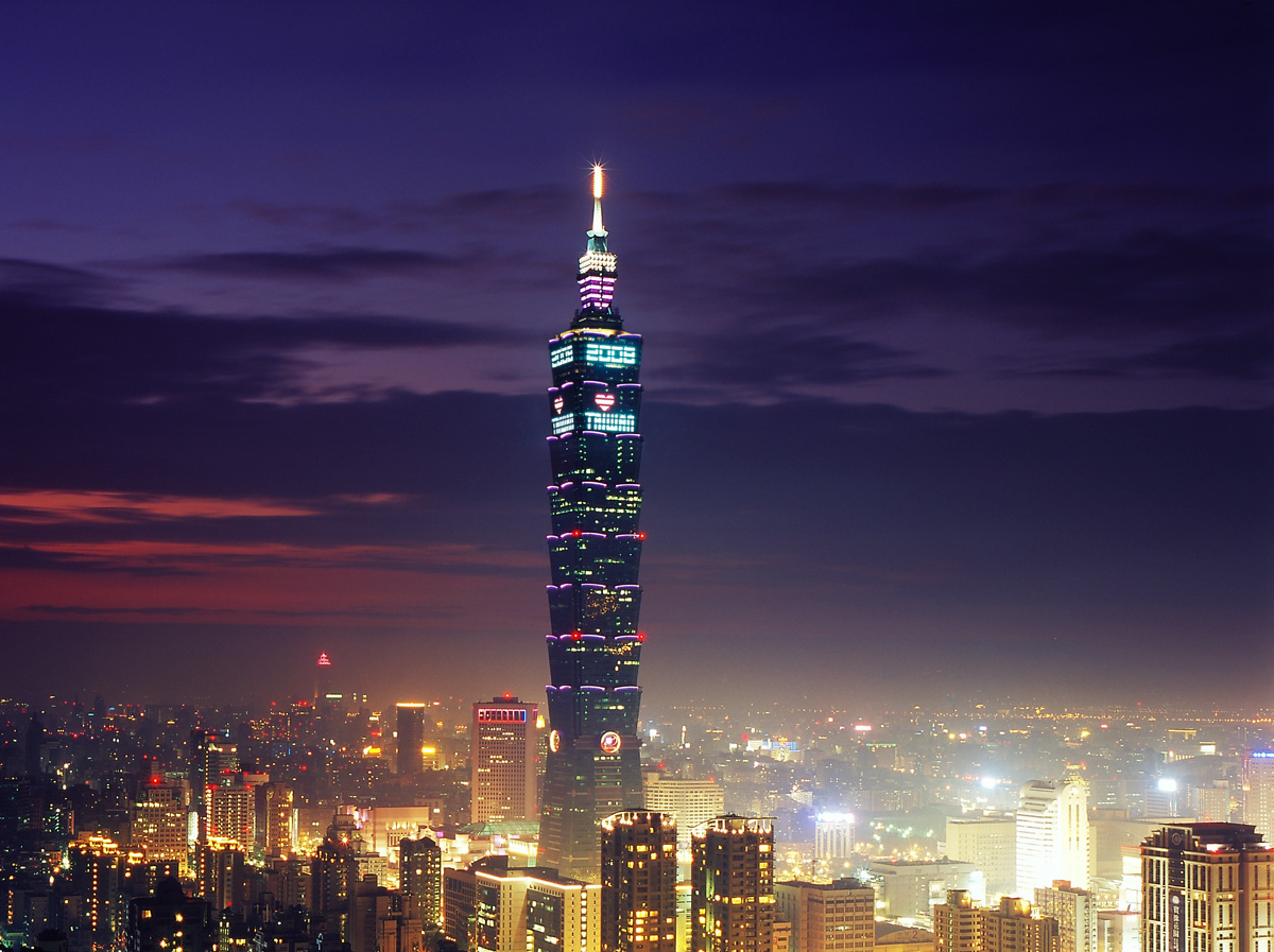 象山から見る台北101と夕暮れ時の台北市の風景 台湾の風景 | Beautiful Photo.net | 世界の絶景 美しい景色